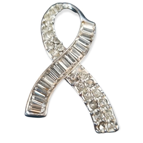 Jewelry - Survivor Ribbon Rhinestone Silver Tone Metal Brooch Pin